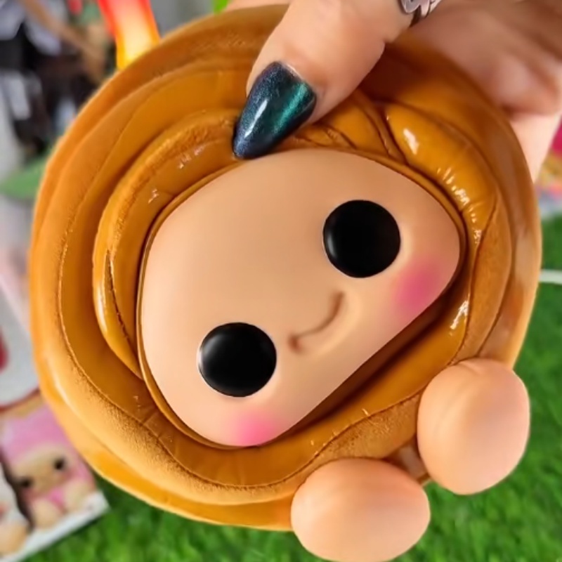 متوفر: سلسلة هيوجو سكويش، صندو - مراجعة Food Snacks Packaging وسعره